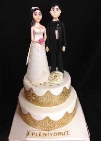 Bride And Groom Cake