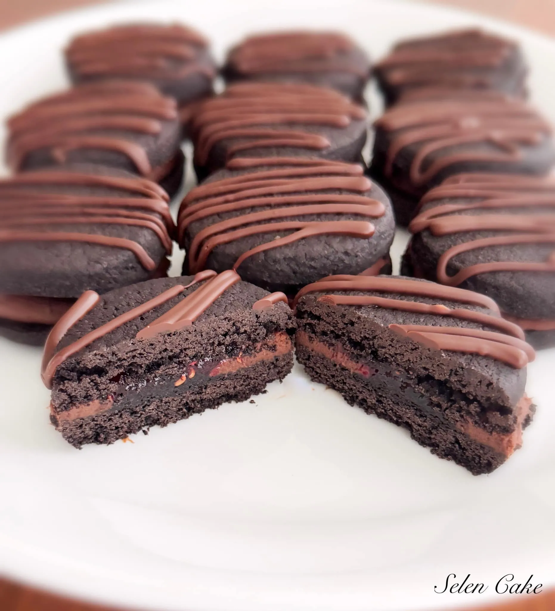 Chocolate Sandwich Cookie