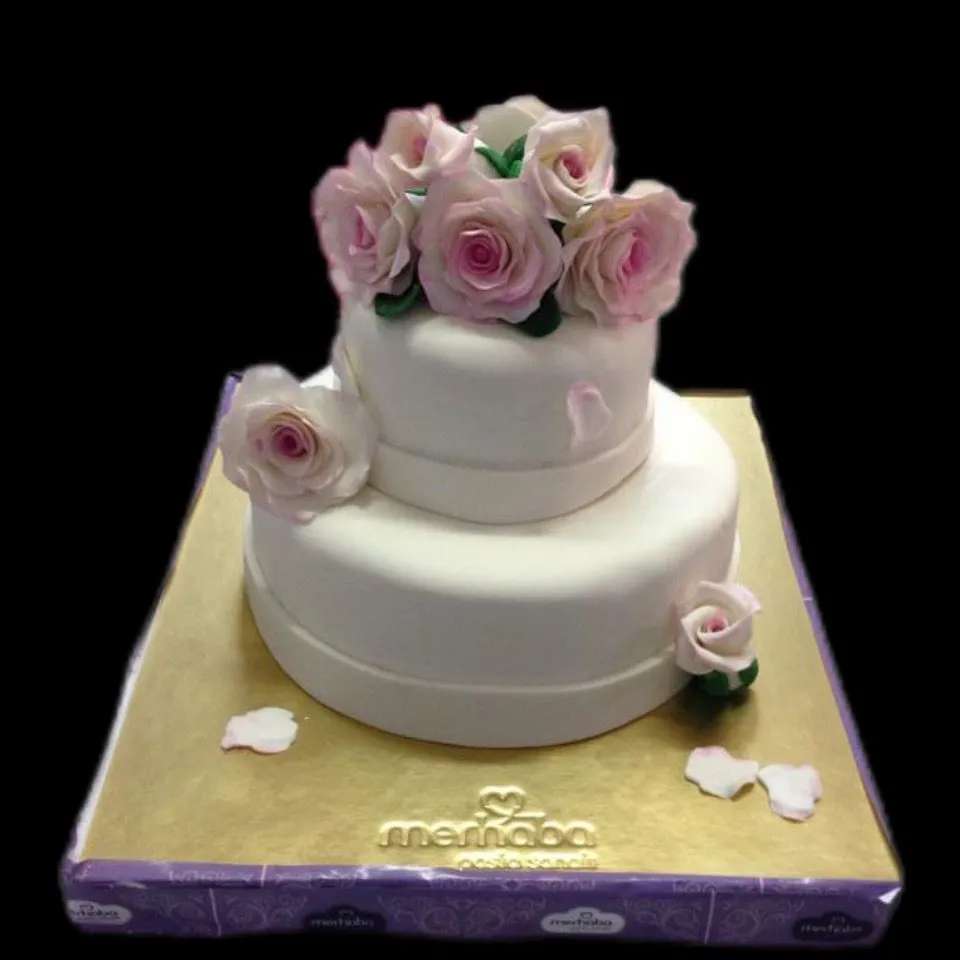 Wedding Cake With Rose Flowers