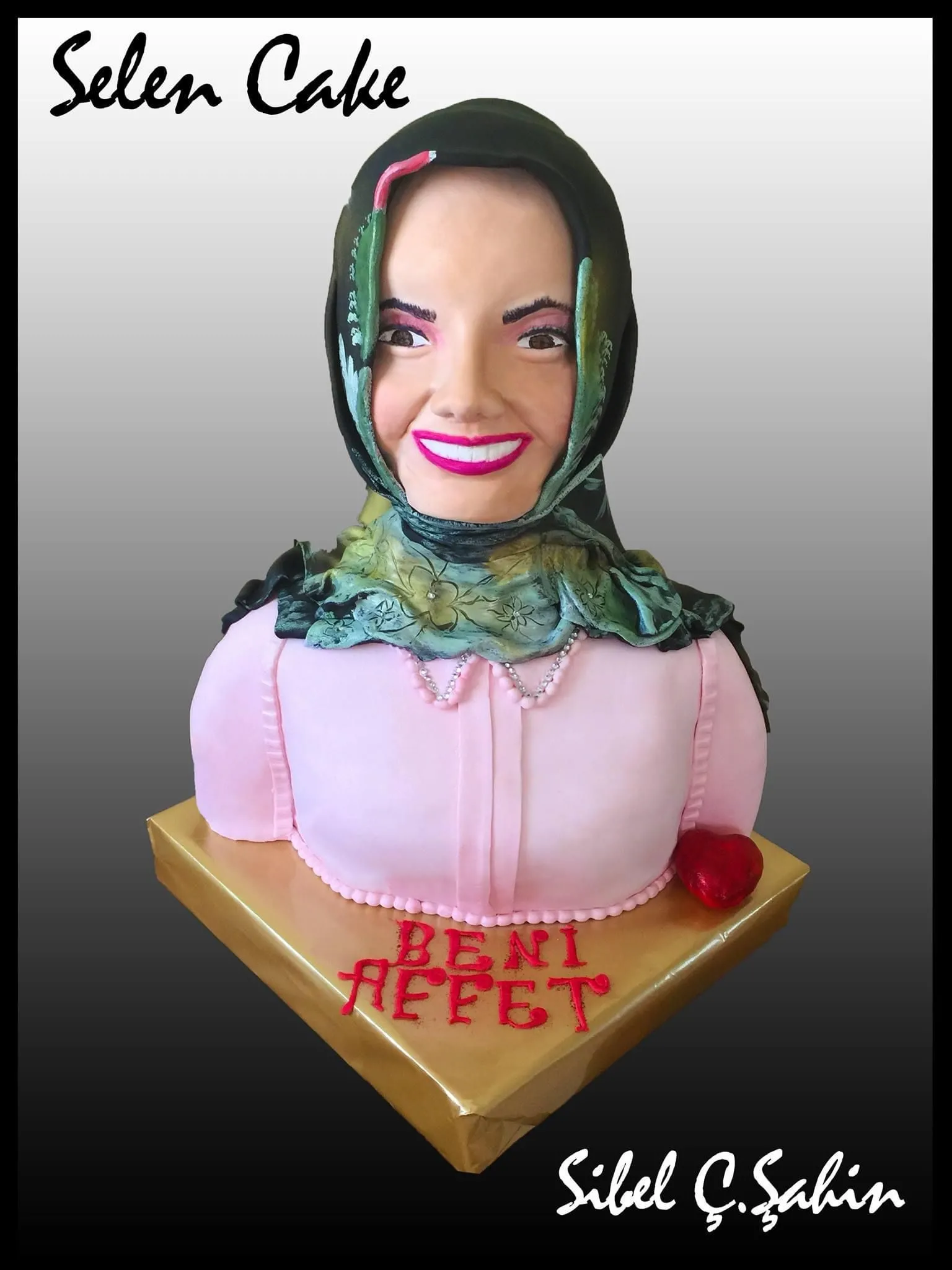 3D Realistic Face Cake